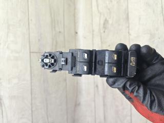 блок управления стеклоподъемниками Peugeot 3008 1 поколение (2010 - 2013), 1.6 л., дизель, МКПП, внедорожник 5 дв., 96650621ZD