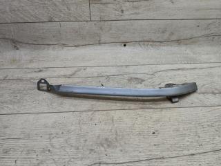 ресничка (ус) левой фары Toyota Avensis 1 поколение (T220) 2000, 2.0 л., 2C-TE, дизель, МКПП, седан