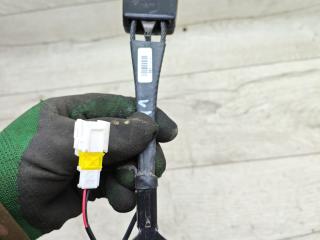 замок ремня безопасности Peugeot 5008 1 поколение [рестайлинг] (2013 - 2016), 1.6 л., дизель, МКПП, минивэн, 9581989580