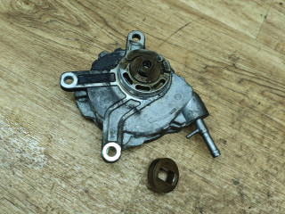 насос вакуумный Toyota Corolla Verso 1 поколение [рестайлинг] 2005, 2.0 л., 1CD-FTV, дизель, МКПП, минивэн, 26090684