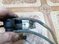 насос (моторчик) омывателя стекла Nissan Almera N16 2002, 1.5 л., бензин, МКПП, хетчбэк 5 дв. - фото №3