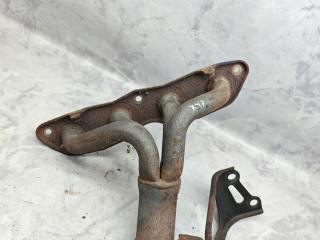 коллектор выпускной Toyota Yaris P1 2001, 1.3 л., 2NZ-FE, бензин, МКПП, хетчбэк 5 дв.