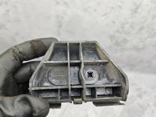 Крепление бампера заднего Toyota Avensis 2 поколение (T250) 2006, 1.8 л., бензин, МКПП, седан, 52562-05010