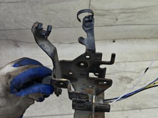 кронштейн двигателя Peugeot 5008 1 поколение 2013, 1.6 л., 9H05, дизель, МКПП, минивэн, 9665162580