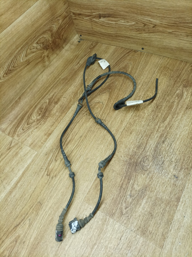 разъем (фишка) проводки Volkswagen Passat B6 2007, 1.9 л., BLS, дизель, МКПП, универсал, 6E0973702 - фото №1