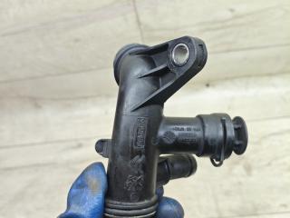 фланец (тройник) системы охлаждения Peugeot 5008 1 поколение [рестайлинг] 2015, 1.6 л., BH01, дизель, МКПП, минивэн, 1122501