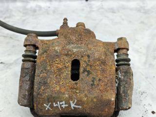 суппорт передний правый Toyota Yaris P1 2001, 1.3 л., 2NZ-FE, бензин, МКПП, хетчбэк 5 дв.
