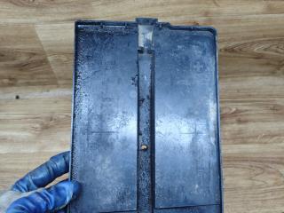 полка аккумулятора Renault Logan 2 поколение [рестайлинг] 2019, 1.6 л., K7M 812, бензин, МКПП, седан, 648947133R