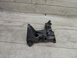 кронштейн генератора Peugeot 3008 1 поколение 2010, 1.6 л., дизель, МКПП, внедорожник 5 дв., 9685991680