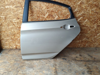 дверь задняя левая Hyundai Solaris 1 поколение 2013, 1.6 л., G4FC, бензин, АКПП, седан