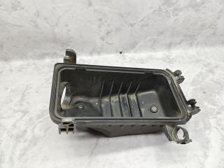 корпус воздушного фильтра Toyota Avensis 2 поколение (T250) 2006, 1.8 л., бензин, МКПП, седан, 17701-0D041