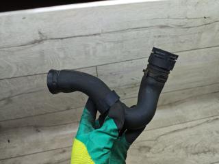 патрубок радиатора Volkswagen Transporter T5 2005, 2.5 л., AXD, дизель, МКПП, микроавтобус, 7H0122101E