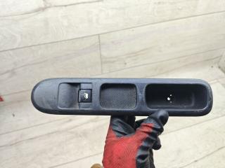 кнопка стеклоподъемника двери Peugeot 3008 1 поколение (2010 - 2013), 1.6 л., дизель, МКПП, внедорожник 5 дв.