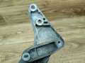 кронштейн КПП Opel Insignia 1 поколение (A) 2008, 2.0 л., A 20 DTH, дизель, МКПП, седан, 13228288 - фото №4