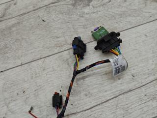 сопротивление печки Peugeot 5008 1 поколение [рестайлинг] (2013 - 2016), 1.6 л., дизель, МКПП, минивэн, T6029001C926