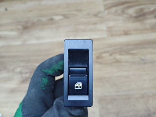 кнопка стеклоподъемника двери задней Lada Vesta 1 поколение 2021, 1.6 л., H4M, бензин, вариатор, универсал, 8450006925