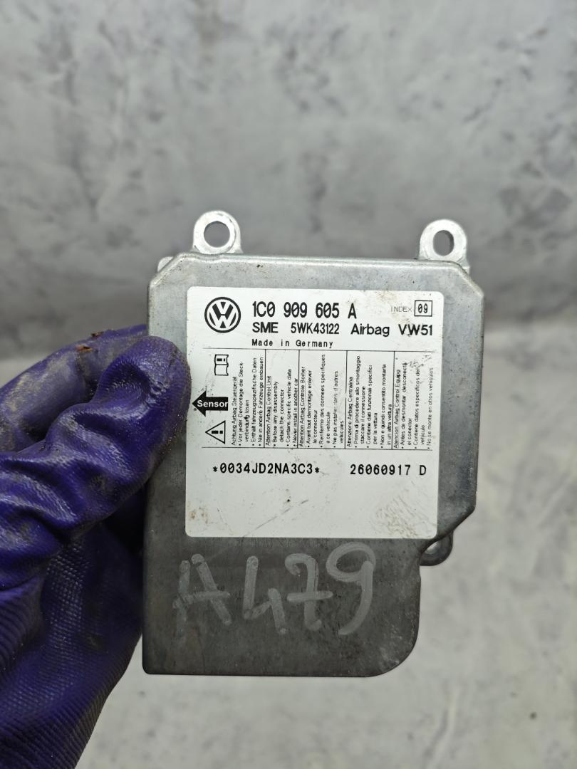 блок AirBag Volkswagen Transporter T5 2006, 2.5 л., BNZ, дизель, АКПП, микроавтобус, 1C0909605A - фото №1