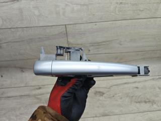 ручка наружная задняя правая Peugeot 3008 1 поколение (2010 - 2013), 1.6 л., дизель, МКПП, внедорожник 5 дв., 9684559980