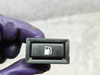 кнопка открытия лючка топливного бака Toyota Avensis 2 поколение (T250) 2006, 1.8 л., бензин, МКПП, седан