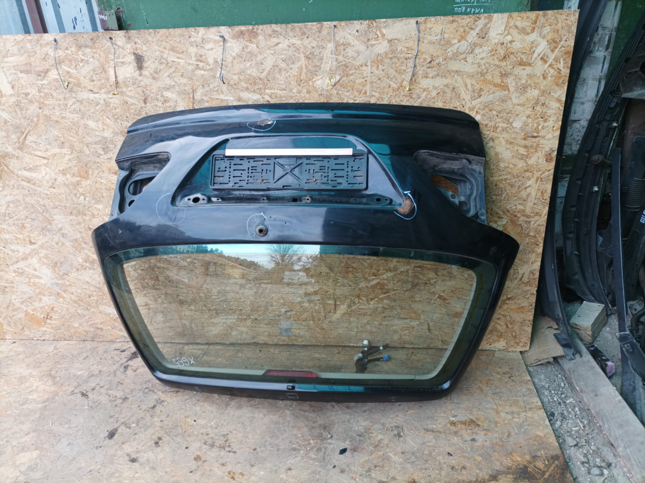 крышка багажника (дверь 3-5) Lexus RX 1 поколение 2000, 3.0 л., 1MZ-FE, бензин, АКПП, внедорожник 5 дв., полный привод - фото №1