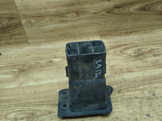 Крепление бампера переднего Peugeot 3008 1 поколение 2010, 1.6 л., 9HR (DV6C), дизель, робот, внедорожник 5 дв., 9682791480