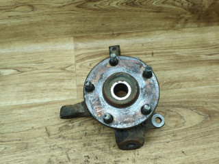 ступица передняя правая Toyota Corolla Verso 1 поколение [рестайлинг] 2005, 2.0 л., 1CD-FTV, дизель, МКПП, минивэн