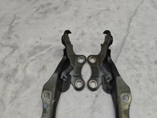 петля капота Toyota Avensis 2 поколение (T250) 2006, 1.8 л., бензин, МКПП, седан