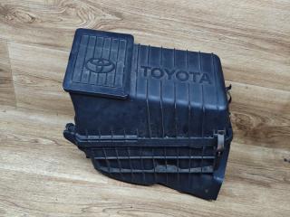 корпус воздушного фильтра Toyota Picnic 1 поколение 1999, 2.2 л., 3C-TE, дизель, МКПП, минивэн