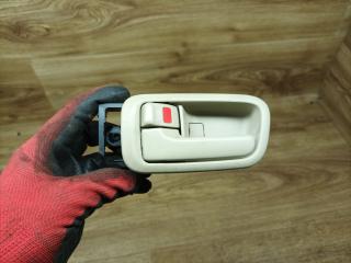 ручка внутренняя задняя левая Lexus RX 1 поколение 2000, 3.0 л., 1MZ-FE, бензин, АКПП, внедорожник 5 дв., полный привод