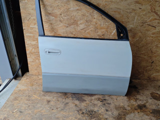 дверь передняя правая Toyota Picnic 1 поколение 1998, 2.2 л., 3C-TE, дизель, МКПП, минивэн