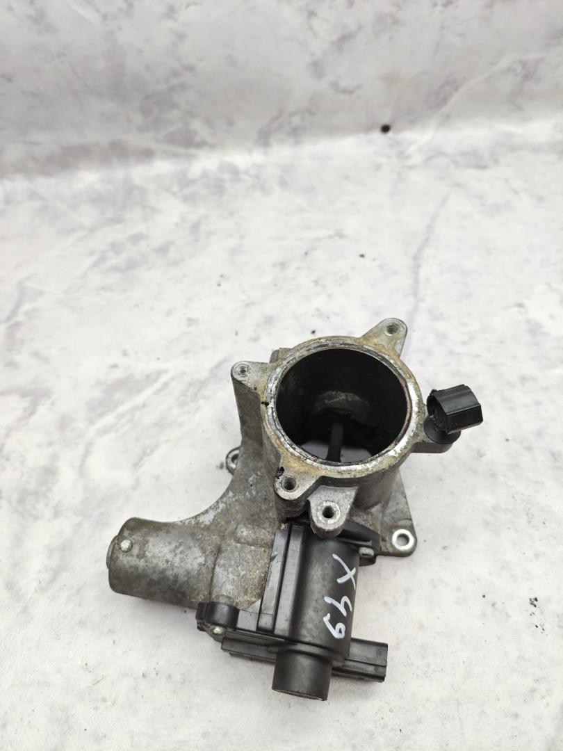 клапан EGR Volkswagen Transporter T5 2006, 2.5 л., BNZ, дизель, АКПП, микроавтобус, 076131501A - фото №1