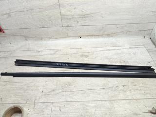 молдинг стекла Toyota Corolla 10 поколение (E140/E150) 2008, 1.4 л., 4ZZ-FE, бензин, МКПП, седан