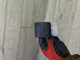 ручка открывания капота Toyota Avensis 1 поколение (T220) (1997 - 2000), 2.0 л., 2C-TE, дизель, МКПП, седан