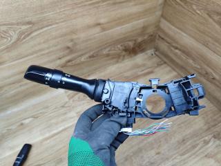 переключатель поворотов Toyota Avensis 3 поколение (T270) 2010, 2.0 л., 1AD-FTV, дизель, МКПП, седан