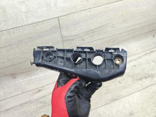 крепление бампера Toyota Corolla 10 поколение (E140/E150) (2007 - 2010), 1.4 л., 4ZZ-FE, бензин, МКПП, седан, 52115-12430