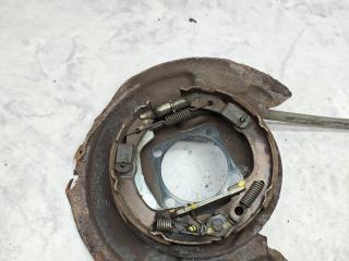 механизм развода задних тормозных колодок левый Toyota Avensis 2 поколение (T250) 2006, 1.8 л., бензин, МКПП, седан