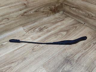 щеткодержатель (поводок стеклоочистителя, дворник) Renault Logan 2 поколение [рестайлинг] 2019, 1.6 л., K7M 812, бензин, МКПП, седан, 288865045R