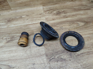 опора амортизатора верхняя (чашка) Toyota Avensis 3 поколение (T270) 2010, 2.0 л., 1AD-FTV, дизель, МКПП, седан, 48609-0F020