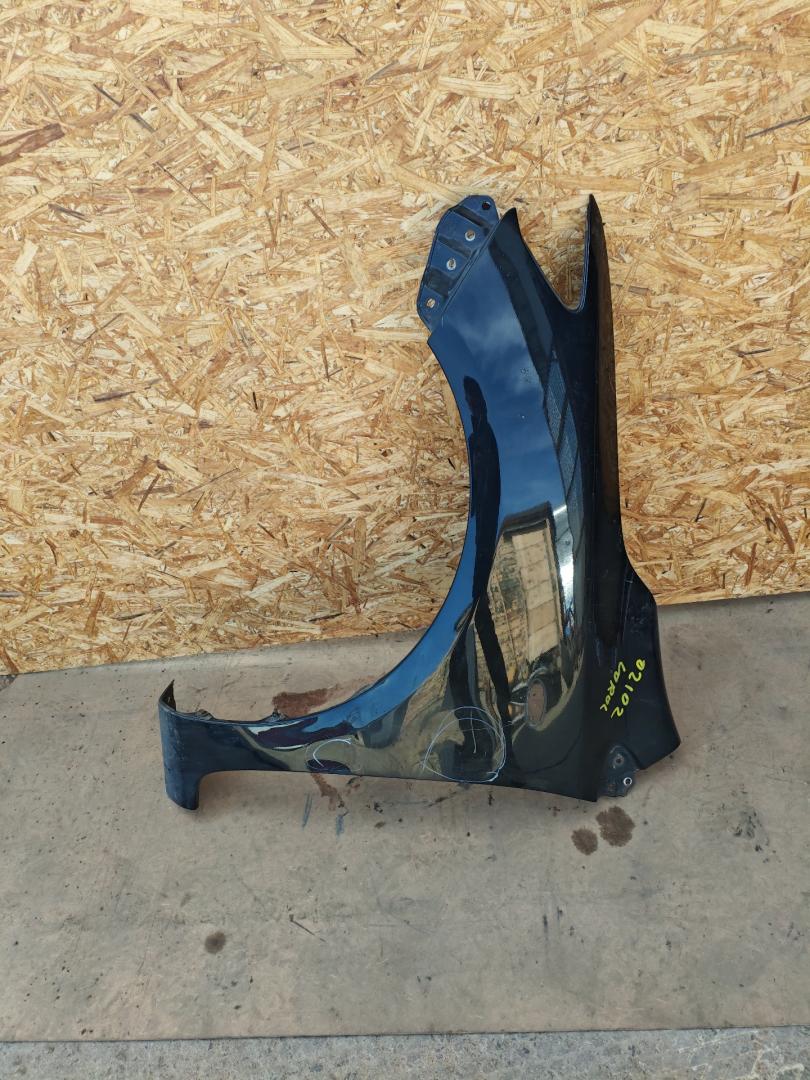 крыло переднее левое Toyota Corolla 10 поколение (E140/E150) (2007 - 2010), 1.4 л., 4ZZ-FE, бензин, МКПП, седан - фото №1