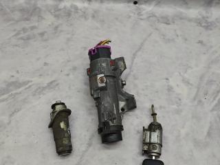 личинка дверного замка Audi A6 4B/C5 [рестайлинг] 2002, 1.8 л., бензин, МКПП, универсал, 4B0905851G
