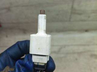 Датчик педали тормоза (лягушка) Toyota Corolla 10 поколение (E140/E150) (2007 - 2010), 1.4 л., 4ZZ-FE, бензин, МКПП, седан