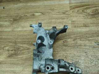 кронштейн генератора Peugeot 3008 1 поколение 2010, 1.6 л., 9HR (DV6C), дизель, робот, внедорожник 5 дв., 9684613880