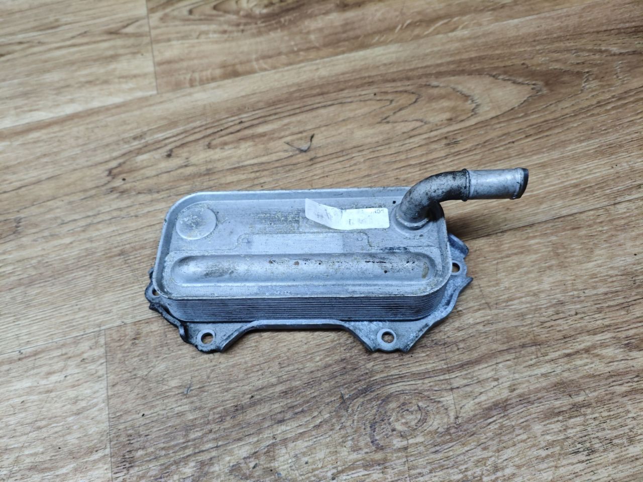 теплообменник масляного фильтра Toyota Avensis 3 поколение (T270) 2010, 2.0 л., 1AD-FTV, дизель, МКПП, седан - фото №1