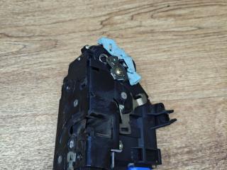 замок двери передней левой Skoda Octavia 2 поколение (A5) 2006, 1.6 л., BGU, бензин, МКПП, лифтбэк