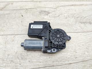 моторчик стеклоподъемника передний правый Volkswagen Transporter T5 (2003 - 2009), 2.5 л., AXD, дизель, МКПП, микроавтобус, 7H1959802A