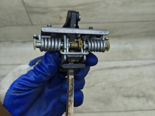 ограничитель открывания двери Peugeot 5008 1 поколение [рестайлинг] 2015, 1.6 л., BH01, дизель, МКПП, минивэн