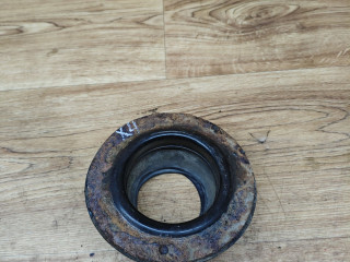 опора амортизатора верхняя (чашка) Toyota Avensis 3 поколение (T270) 2010, 2.0 л., 1AD-FTV, дизель, МКПП, седан