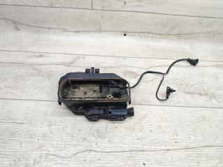 замок багажника Volkswagen Transporter T5 (2003 - 2009), 2.5 л., AXD, дизель, МКПП, микроавтобус, 7H0827526