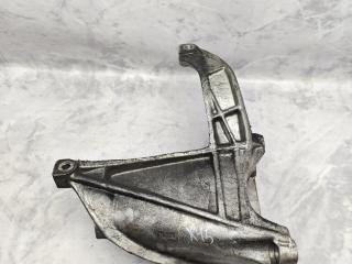 кронштейн полуоси Ford Galaxy 1 поколение 1999, 1.9 л., дизель, МКПП, минивэн, 7M0199207B, 97VW6061AB