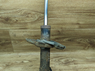 амортизатор передний левый Toyota Picnic 1 поколение 1998, 2.2 л., 3C-TE, дизель, МКПП, минивэн